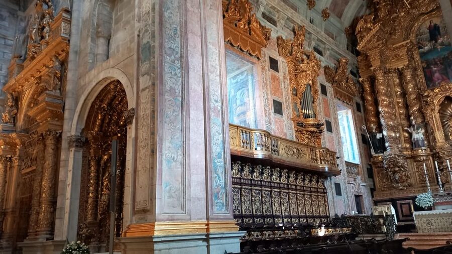 Porto Historic Center: Small Group Walking Tour & Cathedral - Key highlights to look forward to