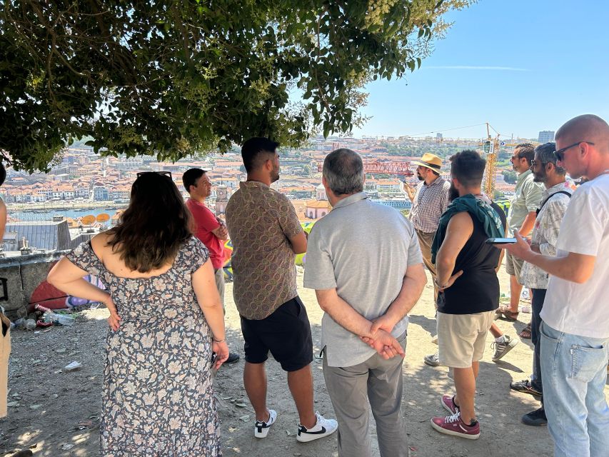 PORTO: Historical Walking Tour - The Included Wine, Bread, and Optional Virtudes Gardens Picnic Box