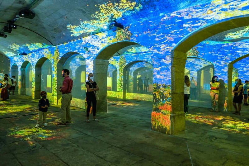 Porto: Impressive Monet & Brilliant Klimt - The 30-Minute Monet and Klimt Light Show: What You’re Actually Watching
