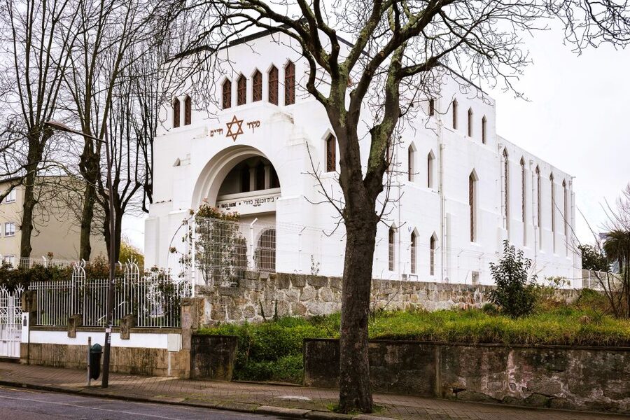 Porto: Jewish Heritage Private Tour by Tuk Tuk - Key highlights at a glance