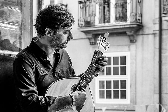 Porto: Live Portuguese Fado Experience with Port Wine - Video screens, explanations, and the small risk of participation
