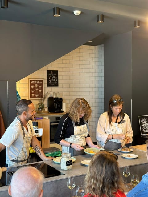 Porto: Local Market Tour & Cooking Class/Showcooking - Key highlights you will care about