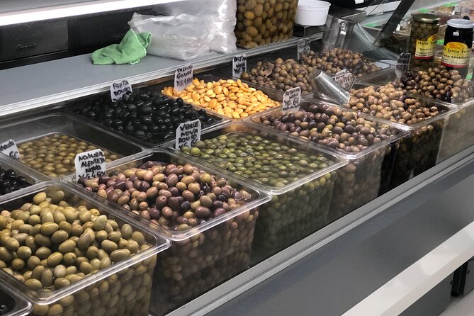Porto Local Market Visit & Cooking Class / Showcooking - Wine pairing and coffee or tea, without turning it into a party