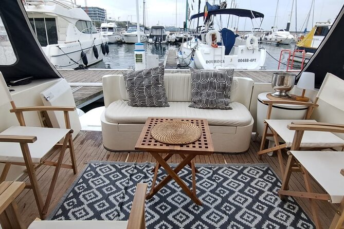 Porto: Luxury Yacht Cruise on the Douro River and Estuary Reserve - The second hour in Estuario do Douro Natural Reserve
