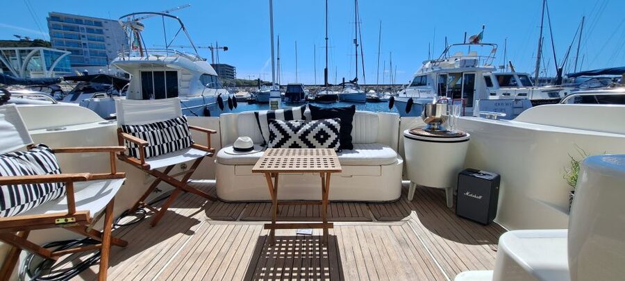 Porto: Luxury Yacht Tour of the 6 Bridges and Douro Estuary - From Douro Marina to the bridge lineup you cannot miss