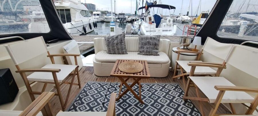 Porto: Luxury Yacht Tour of the 6 Bridges and Douro Estuary - How long it takes, what to wear, and how to plan your timing