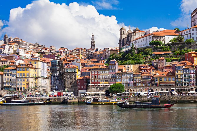 Porto: Morning City Tour with Six Bridges Cruise - Catedral do Porto and Clérigos Tower: The Start That Sets the Tone