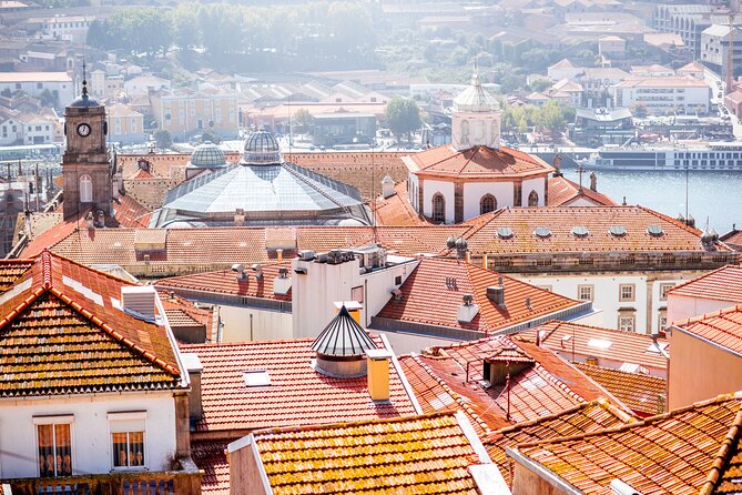 Porto "Old Town" Walking Tour with river cruise (Small-groups) - What makes the guide matter on this tour
