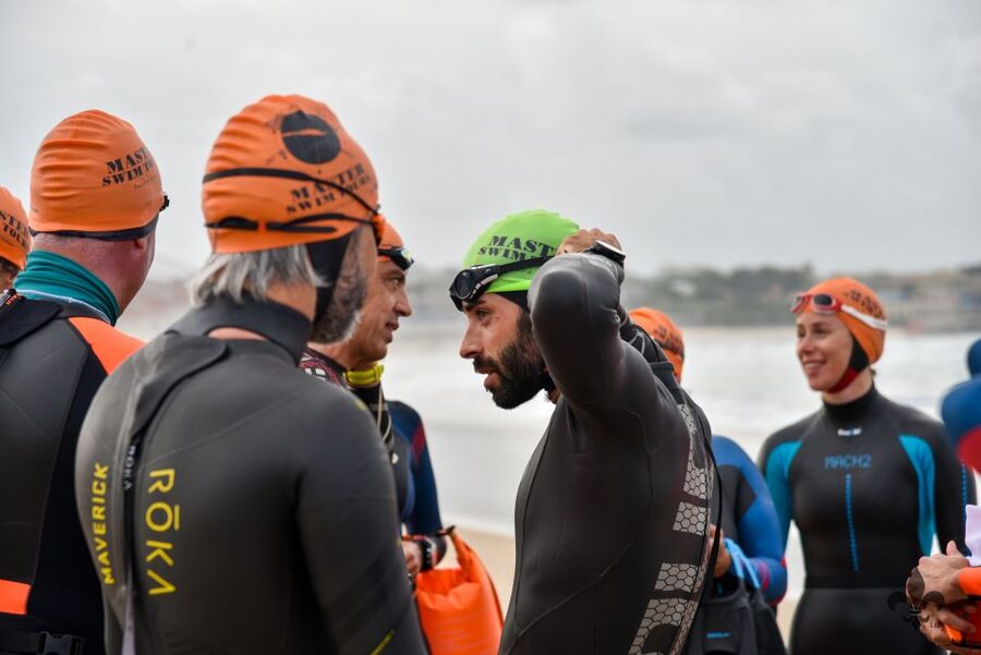 Porto: Open Water Swimming Tour with Wetsuit - Porto and Matosinhos, but with saltwater instead of sightseeing buses