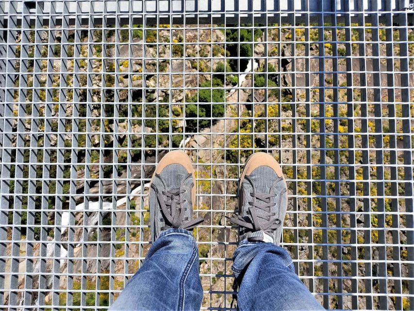 Porto: Paiva Walkways and Suspension Bridge Hike with Lunch - Guide and group experience: small numbers, clear direction