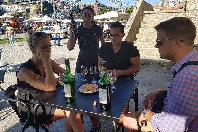 Porto: Port and Douro Wine Walking Tour With 9 Wine Tastings - Guides in English, group size limits, and how the day stays fun