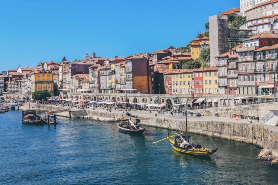 Porto: Premium Portuguese Food Tour and Sightseeing - The 4-hour tasting route, stop by stop