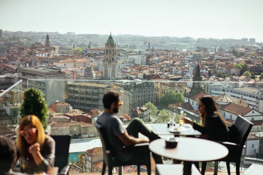 Porto: Private Evening Tour with Drinks & Bites - Stop 2: getting a taste of the region with pairings