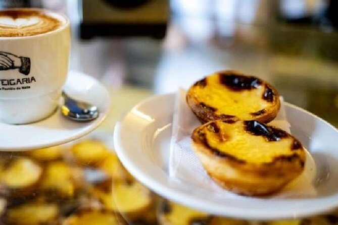 Porto Private Gourmet Food & Wine Historic Tour with a Sommelière - Where you start: Rua do Loureiro and a route that makes sense on foot