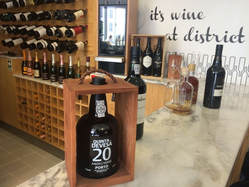 Porto: Private Guided Wine-Tasting Tour - Starting at Porto Cathedral: a fast way to get your bearings