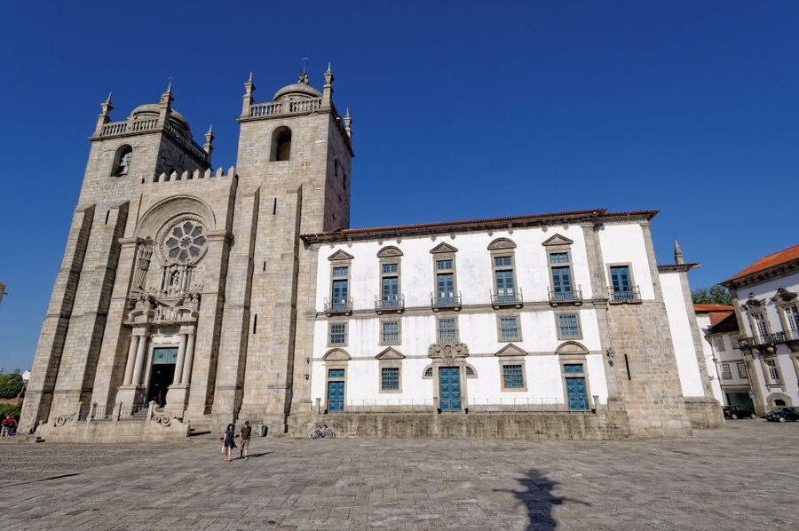Porto Private Half Day Walking Tour: Cruise & Wine Tasting - Douro River Rabelo boat cruise: the view shift that makes it feel worth it