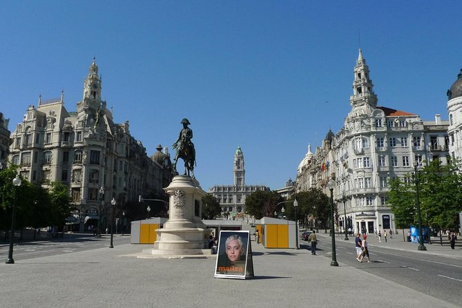 Porto private morning Tour, discover the most iconic attractions - Mercado do Bolhão and Praça da Batalha: the city’s daily life meets its legends