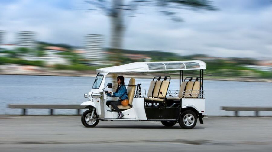Porto: Private Sightseeing Tour by Electric Tuk Tuk - Key things that make this electric tuk-tuk tour worth it