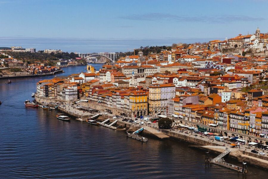 Porto: Private Tour with Locals – Highlights & Hidden Gems - Who this private Porto walk is best for
