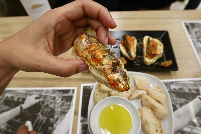 Porto Private Walking Food Tour With Secret Food Tours - From Coliseu to your first bite, this tour’s opening plan