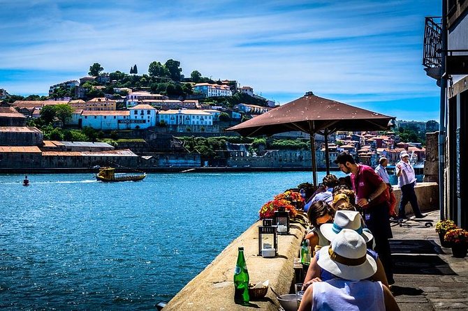 Porto Private Walking Tour with a Local - What a Lokafyer-style Porto walk gets you, right away