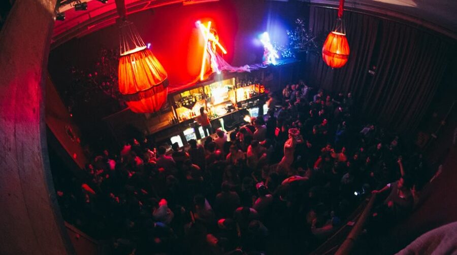 Porto: Pub Crawl with 6 Drinks and VIP Club Entry - Who this Porto pub crawl fits best (and who should skip it)