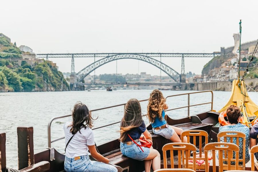 Porto: River Douro 6 Bridges Cruise - Passing Under Six Bridges: How to Make the Most of the Commentary