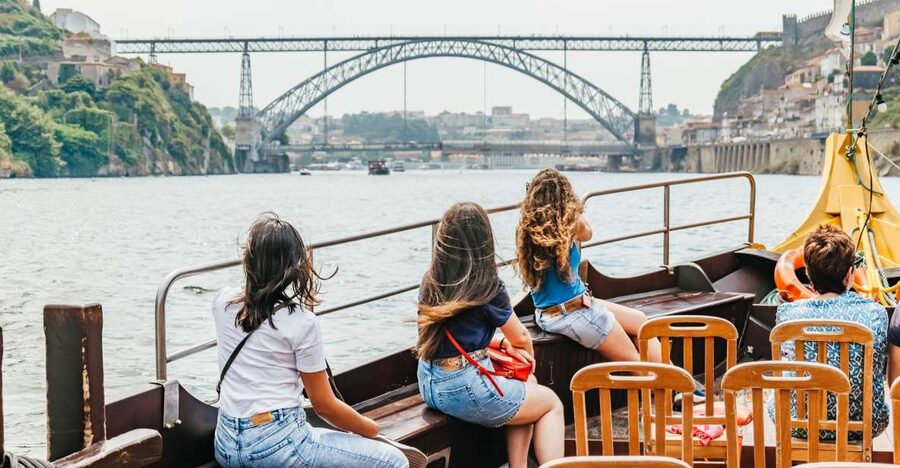 Porto: River Douro 6 Bridges Cruise - Foz do Douro at the End: Sea-Meets-River Views