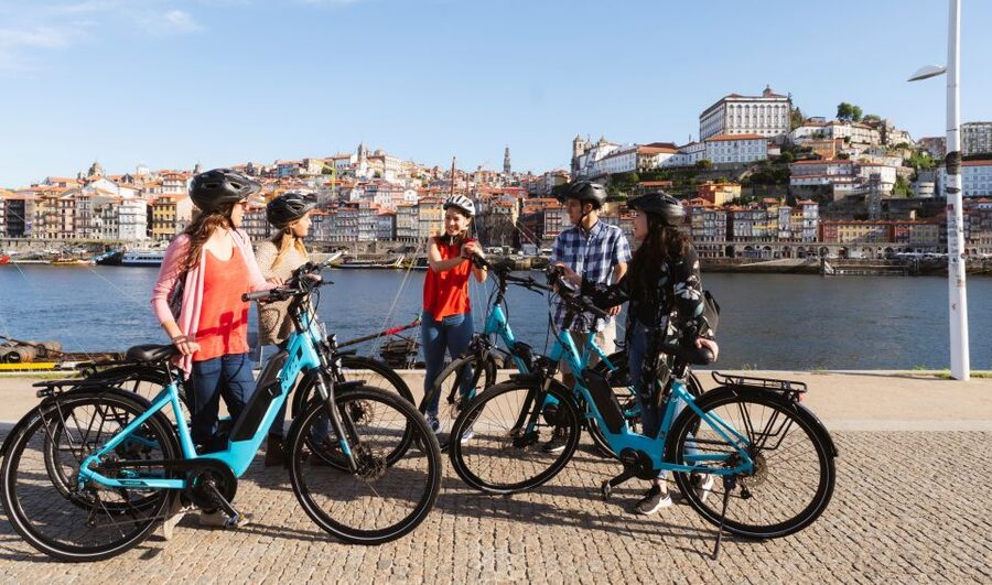 Porto: Riverside Panoramic E-Bike Tour - Ribeira Square and Miragaia: Old Town Texture Without the Full Stair Workout
