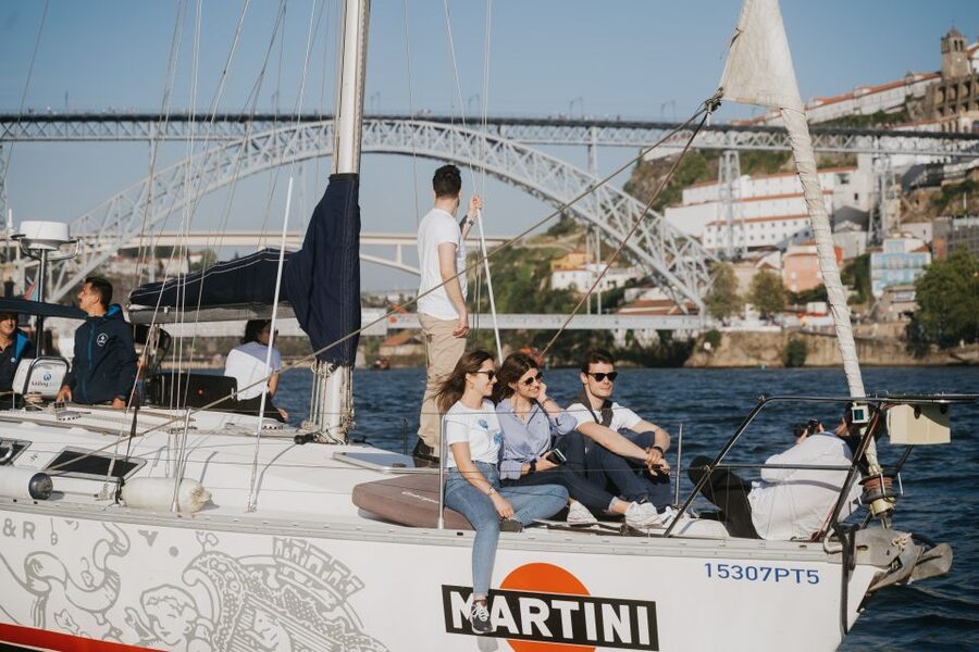 Porto: Romantic Sailboat Cruise - Ribeira and the return to Marina da Afurada