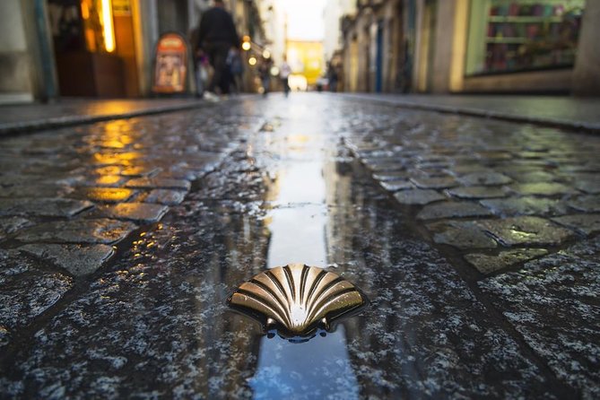 Porto: Santiago de Compostela and Valença do Minho Day Trip - Casco Histórico in Santiago: Pilgrim Streets Without the Guesswork