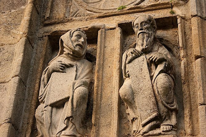 Porto: Santiago de Compostela and Valença do Minho Day Trip - What It Feels Like: Walking, Timing, and the No-Bathroom Bus