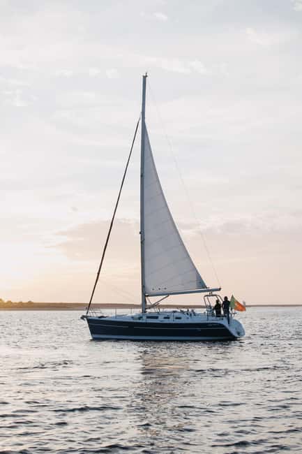Porto: Shared Douro River Sunset Cruise with Welcome Drink - The Calitor Sailboat: Where You Sit Changes the Whole Experience