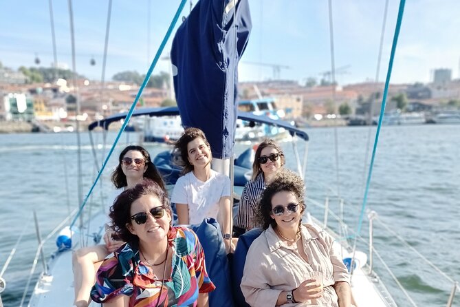 Porto: Single Party on a charming sailboat with welcome drink - Foz do Douro and the Douro mouth, where the city turns ocean
