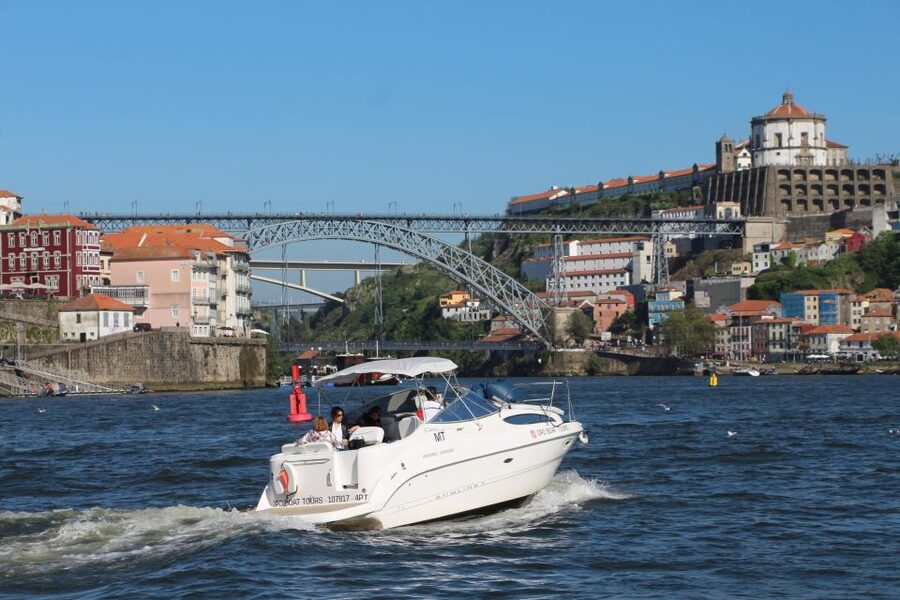 Porto: Small-Group 6 Bridges Douro River Cruise w/ Drink - Who should book this cruise (and who might skip it)