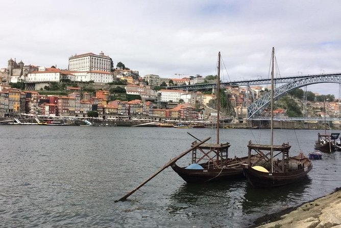 Porto Small Group Walking Tour with Lello Bookshop - Meeting point to finish line: how the route actually flows