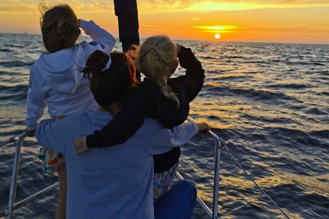 Porto: Sunset or Daytime, Charming Sailboat Cruise on the Douro River - Serra do Pilar and Jardim do Morro: viewpoint energy from above