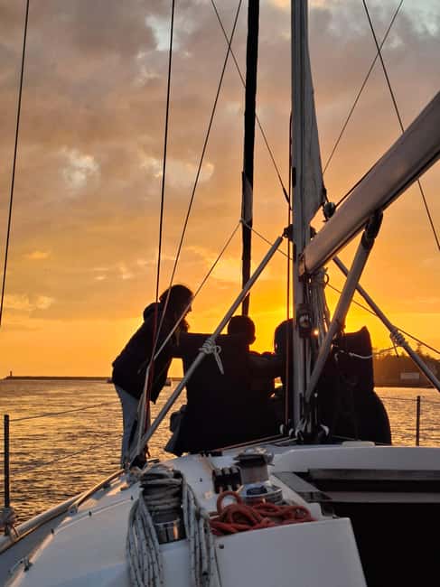 Porto: Sunset Sailboat Tour with Welcome Drink - Who this sunset sail is best for, and who should skip it
