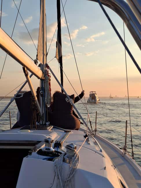 Porto: Sunset Sailboat Tour with Welcome Drink - A few practical tips to get the best experience