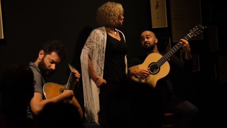 Porto: The highest-rated traditional fado concert (downtown) - Comfort Reality Check: Dress for an Indoor Warm Spell