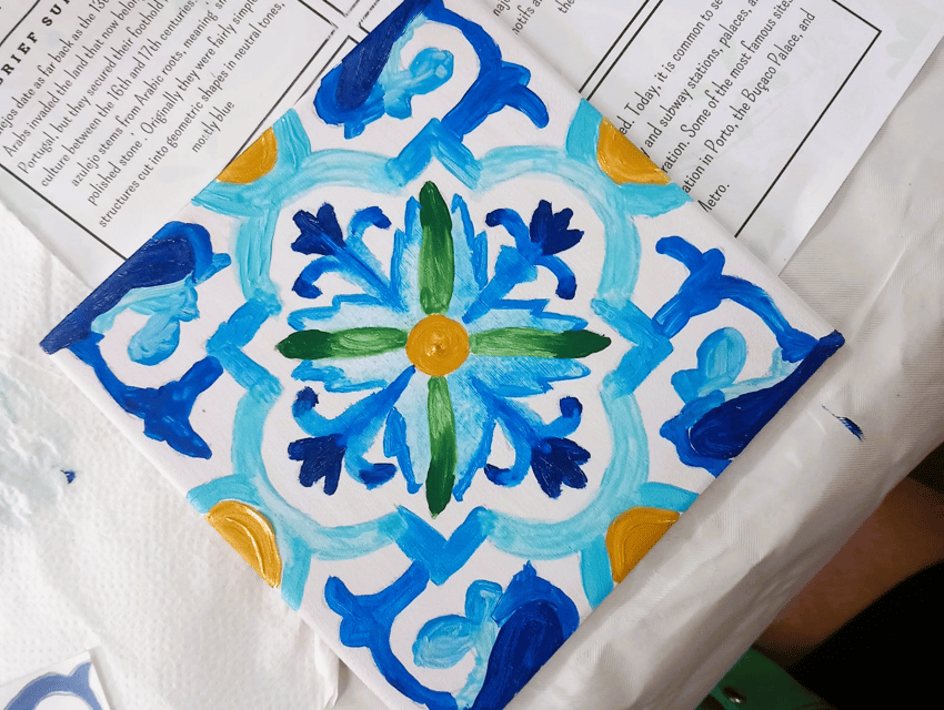 Porto: Tile Painting and Cocktails in Downtown Porto - Key things to know before you go