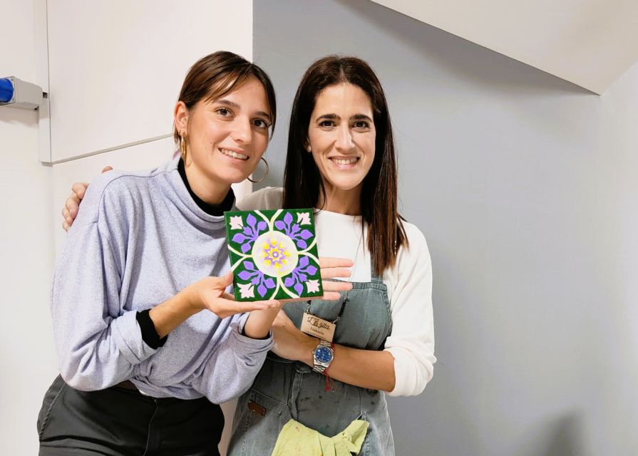 Porto: Tile Painting and Cocktails in Downtown Porto - The 2-Hour Flow: History, Group Time, Then Your Tile