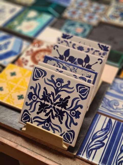 Porto: Tile Painting Workshop with Tea and Port Wine - Logistics That Matter: What to Bring and How to Plan Your Day