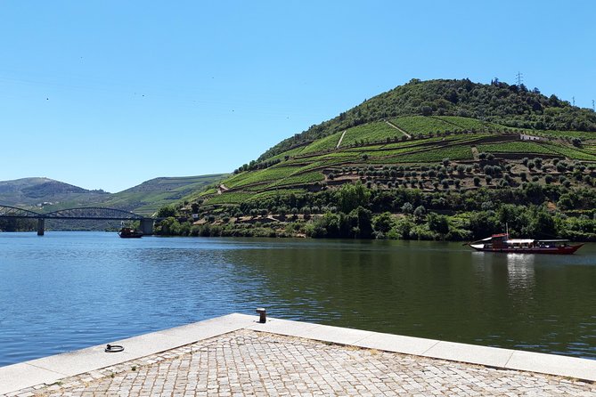 Porto to/from Douro Valley (1-8 pax) Private Transfer in Mercedes - Practical tips to make the pickup painless