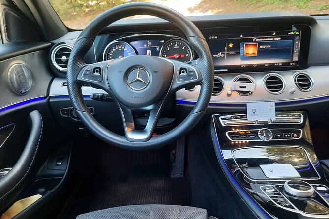 Porto to/from Douro Valley (1-8 pax) Private Transfer in Mercedes - The Mercedes ride: comfort first, especially with wine-country temps
