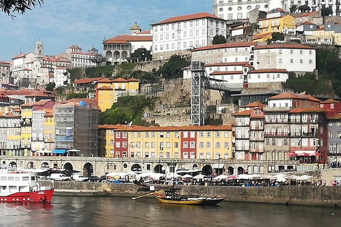 Porto to Lisbon Up to 4 Stops: Aveiro, Nazare, Fatima & Obidos - Stop 1 and Aveiro: canals, boats, and the taste of ovos moles
