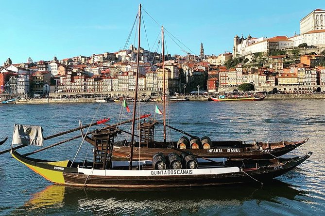 Porto to Lisbon Up to 4 Stops: Aveiro, Nazare, Fatima & Obidos - Nazaré: panoramic views at Sítio and Atlantic surf atmosphere