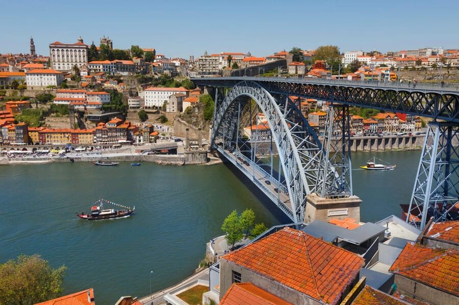 Porto to Lisbon with Aveiro-Coimbra-Fátima-Nazaré-Óbidos - Coimbra: University-Era Streets, Arts, and Culture Focus