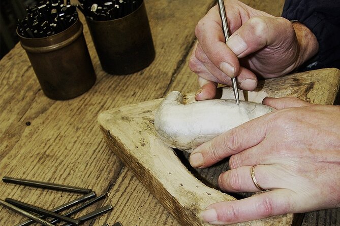 Porto: Tour to the world of silver in a century-old workshop - Who this tour is perfect for