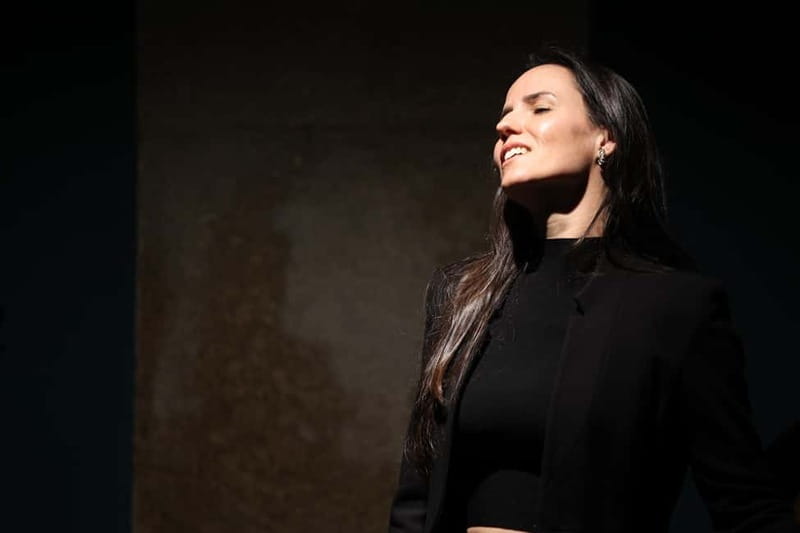 Porto: Traditional Fado Show at Sao Bento with Port Wine - Entering São Bento Station, where Fado feels at home